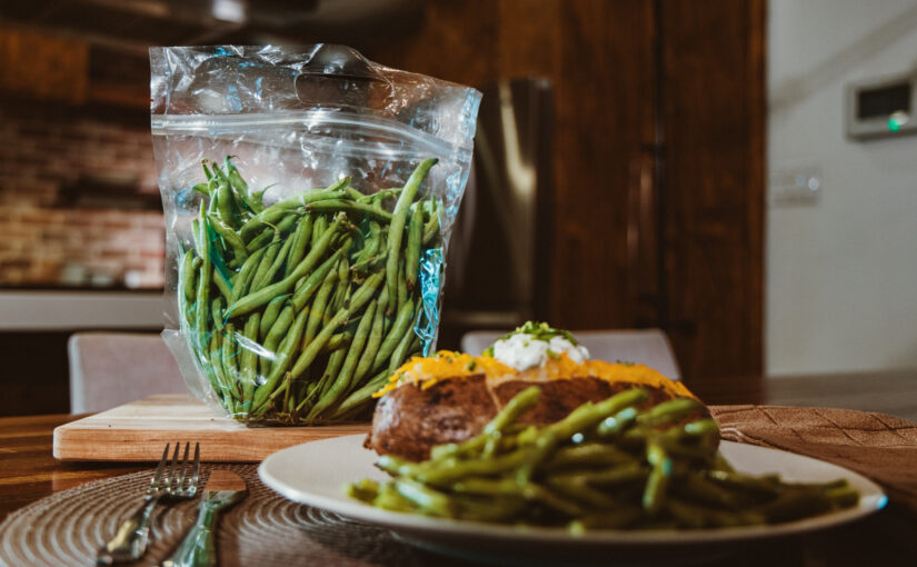 A pouch of green beans