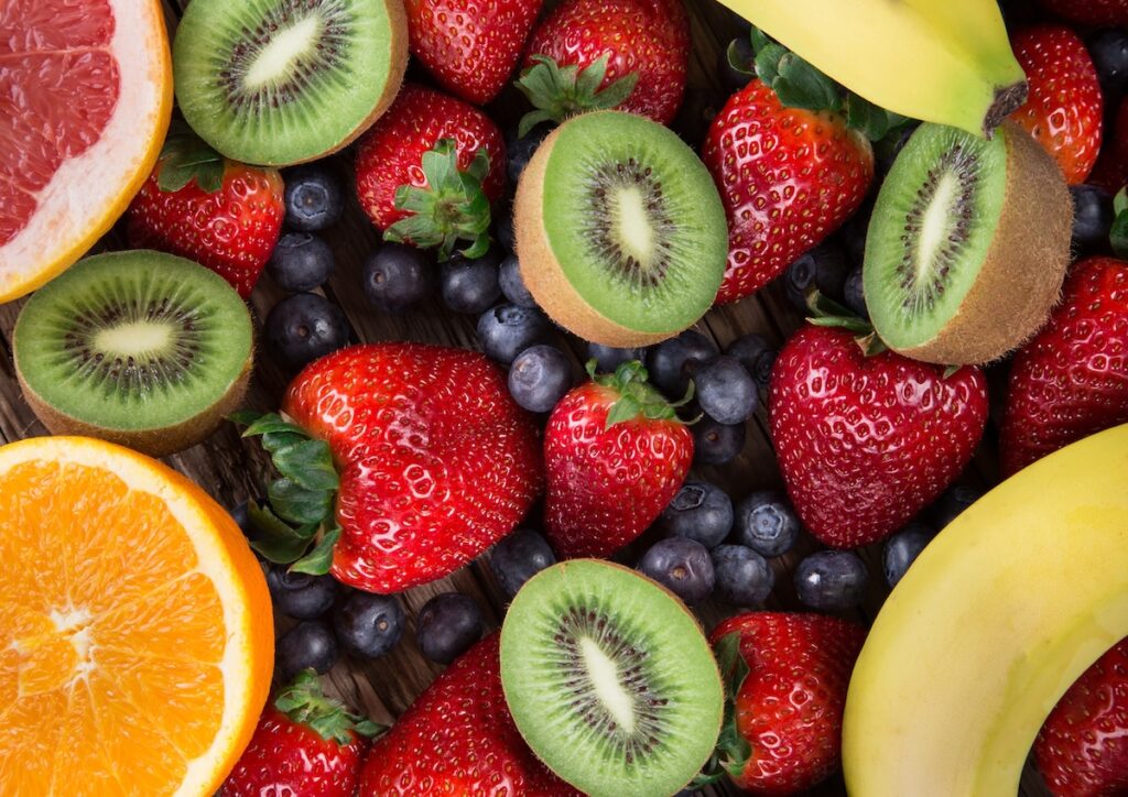 USDA cuts programs that helped schools, food banks buy local food